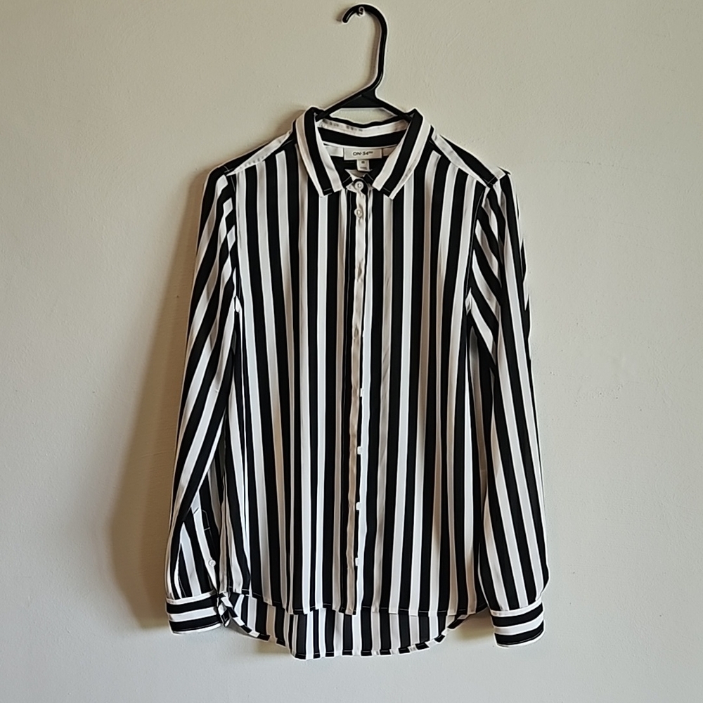 On 34th Black & White Striped Shirt XS